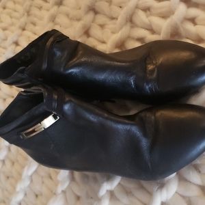 Naturalizer booties 9M